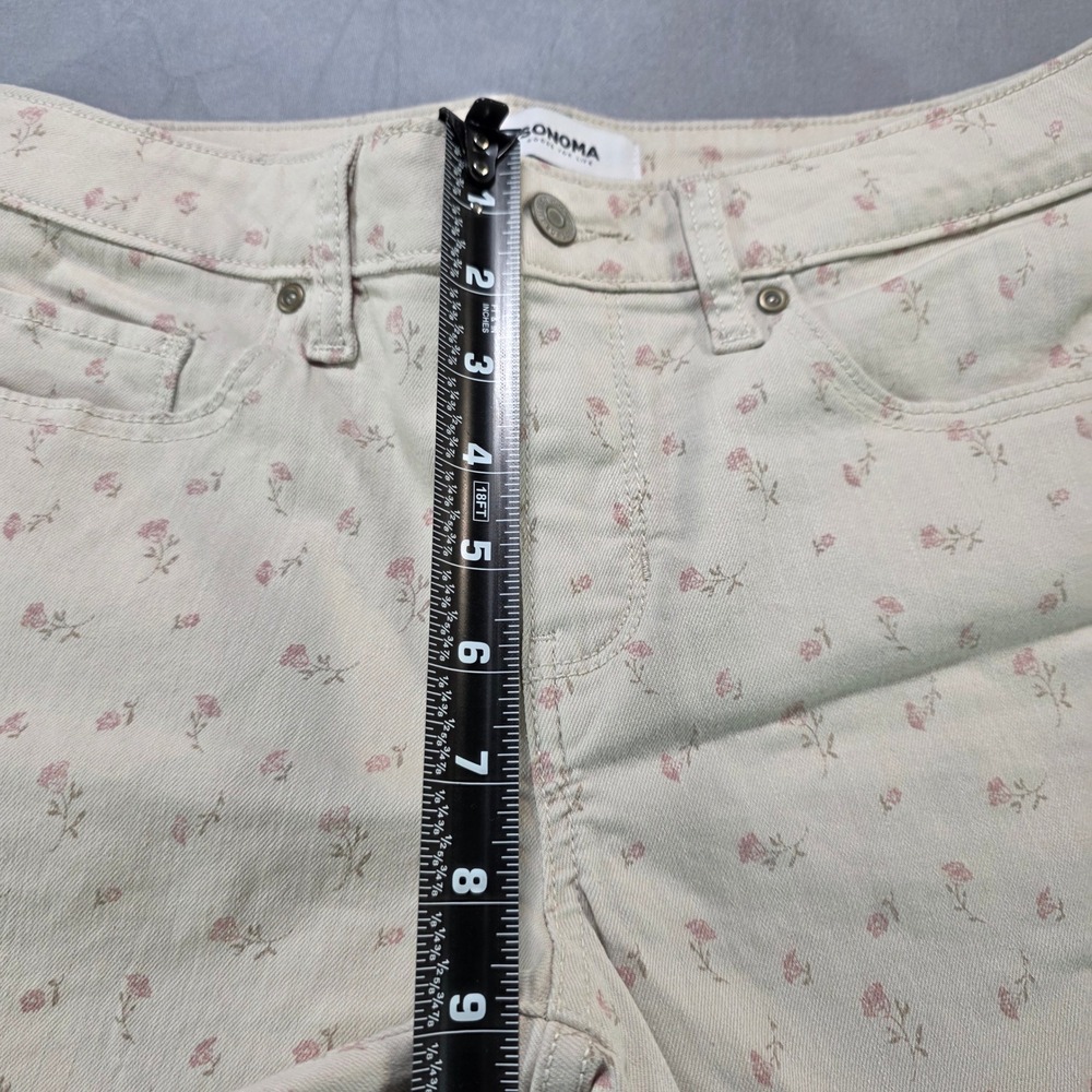 Sonoma Goods for Life Womens‎ Size 10 Floral Jean Shorts Beige Pink Rose Print - Picture 2 of 11